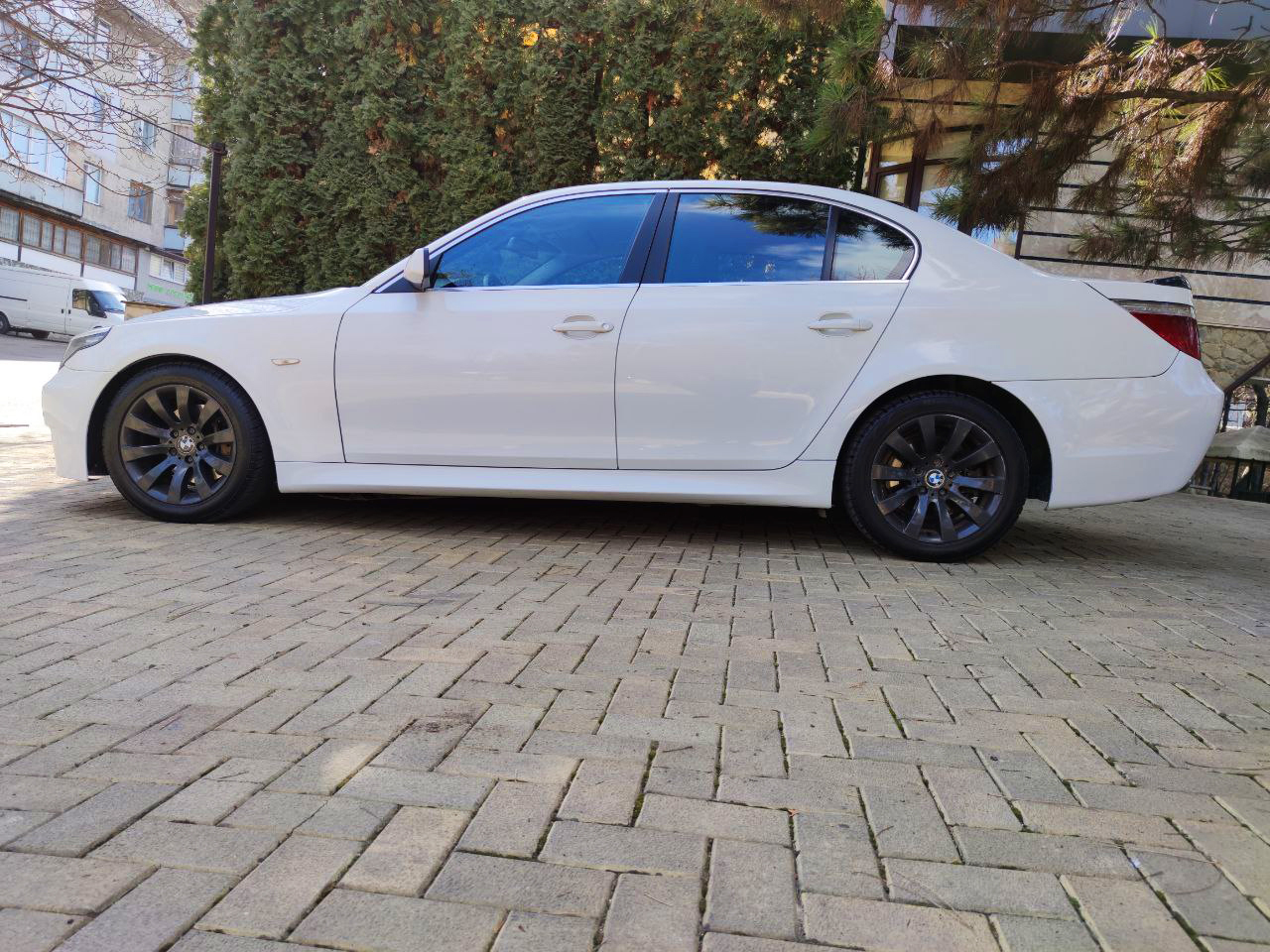 BMW 520 M PACK - Imagine 3